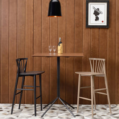 CURT Bar Table