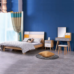 BANANA LEAF Queen Size Bed Frame